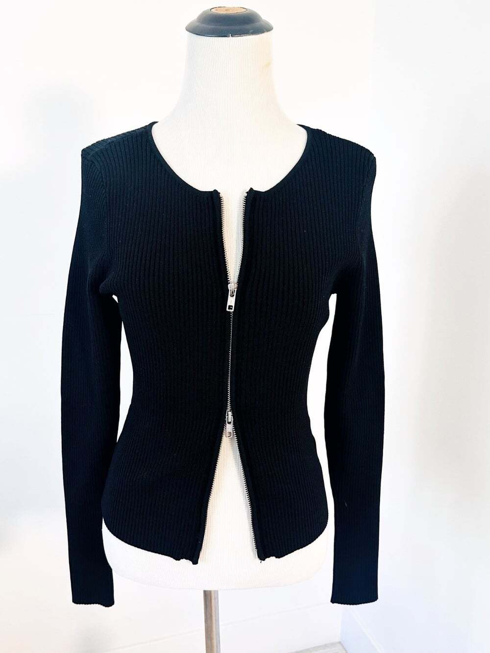 GOOD AMERICAN Virgo Rib Zip Front Sz L Black Sweater 90s Y2K Streetwear Goingout - Picture 5 of 15